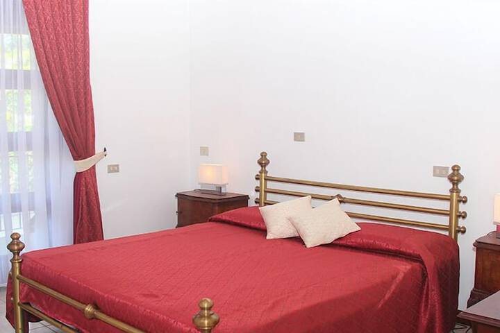 Room 3 of 12