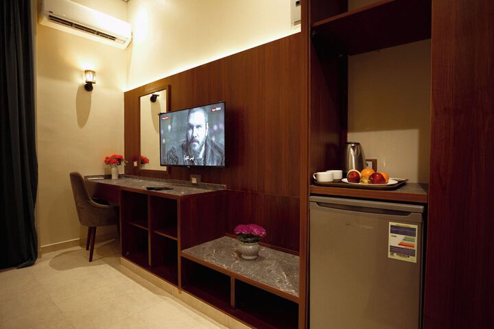 Room 80 of 110