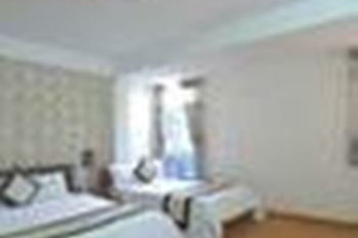 Room 15 of 22