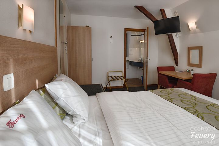 Room 12 of 71