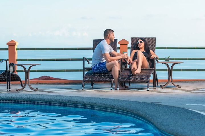 Pool 42 of 120
