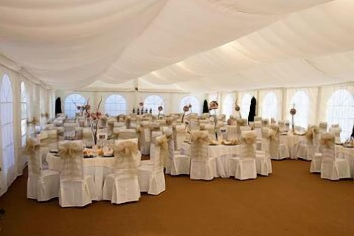 Ballroom/Hall 18 of 26
