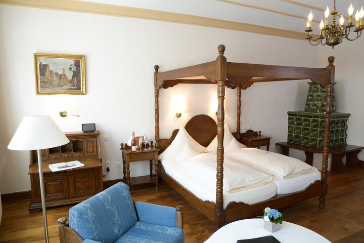 Room 19 of 130
