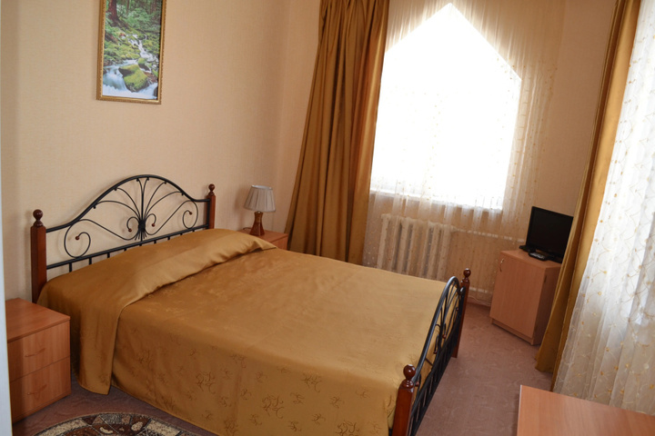 Room 3 of 19