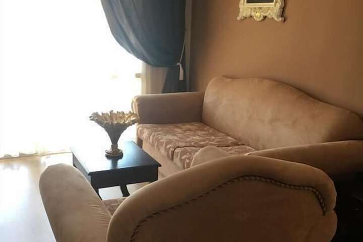 Room 16 of 34