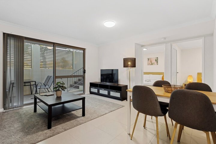 Room 10 of 38