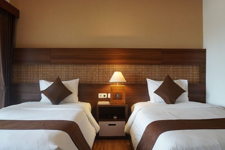 Room 5 of 55