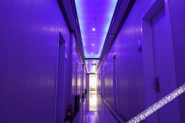 Hotel Interior 22 of 34