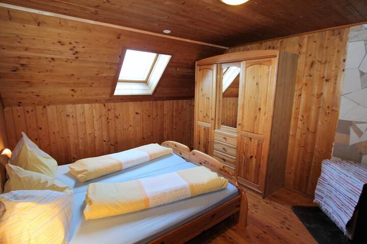 Room 10 of 39