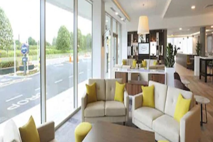 Guest Lobby