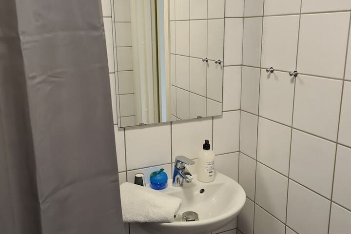 Room 72 of 110