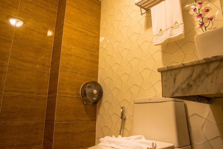 Room 40 of 73