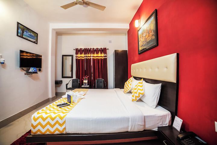 Room 16 of 37