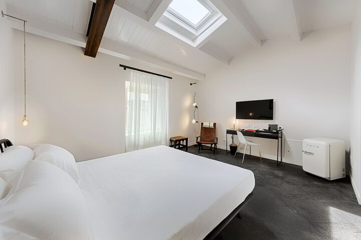 Room 14 of 69
