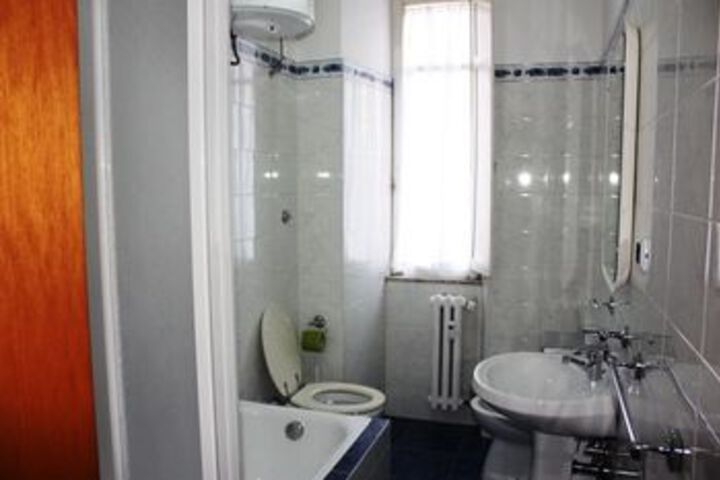 Room 3 of 29