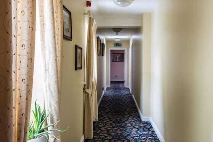 Ballroom/Hall 45 of 62