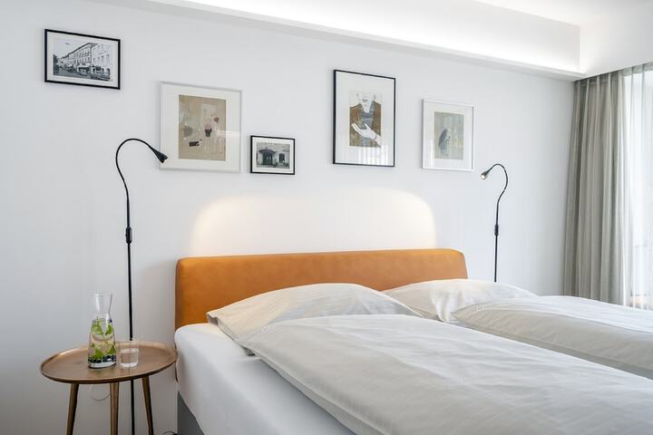 Room 5 of 72