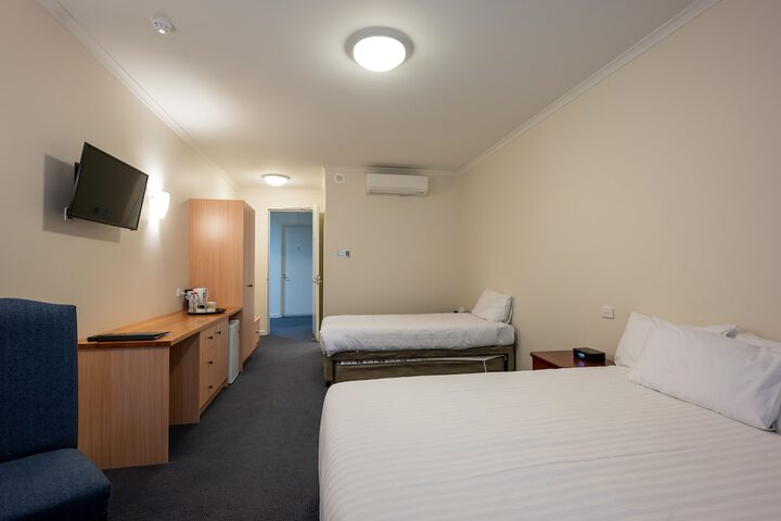 Room 63 of 210