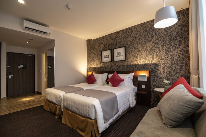 Room 18 of 71