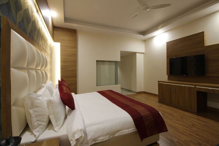 Room 9 of 70