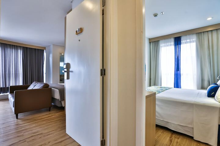 Room 12 of 69