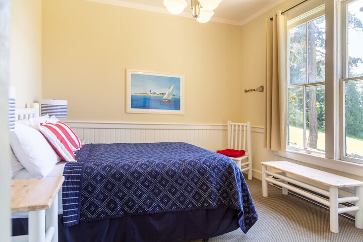 Room 4 of 94