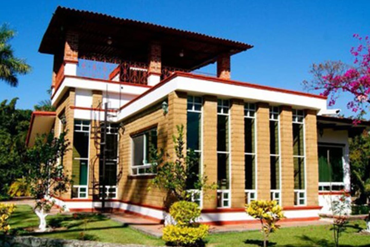 Hotel 64 of 70