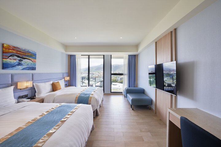 Room 4 of 75