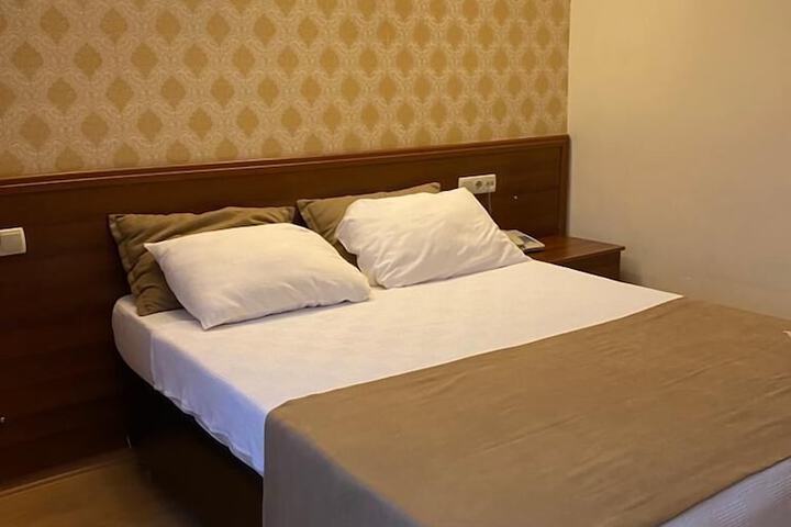 Room 15 of 39