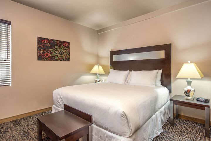 Room 16 of 33