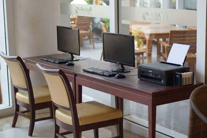 Business Center 129 of 140