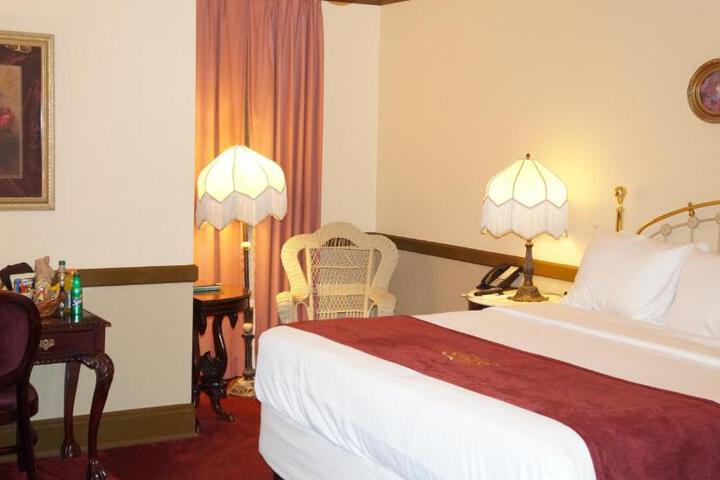 Photo 11