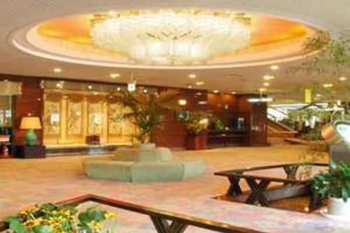 Guest Lobby