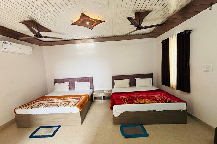 Room 5 of 24