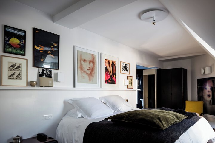 Room 28 of 91