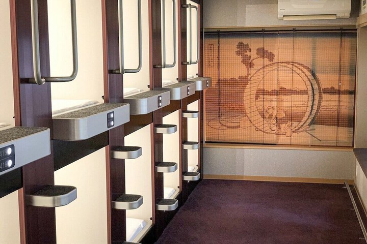 Room 7 of 29
