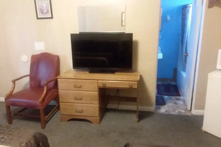Room 3 of 15