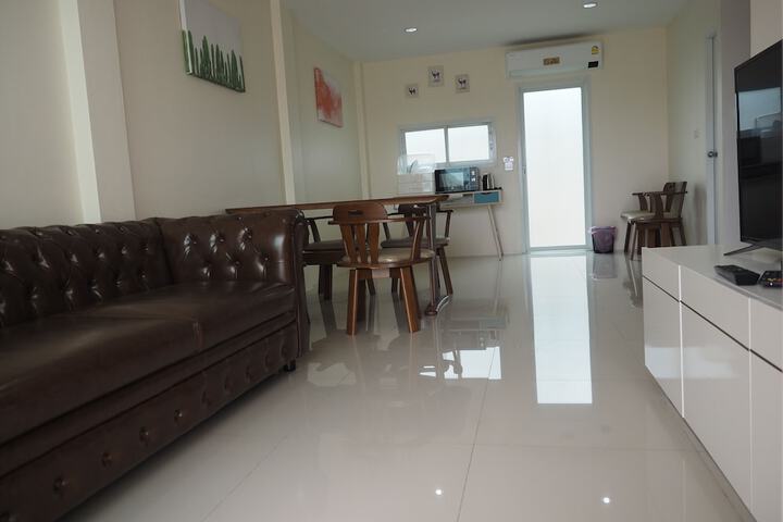 Room 7 of 73