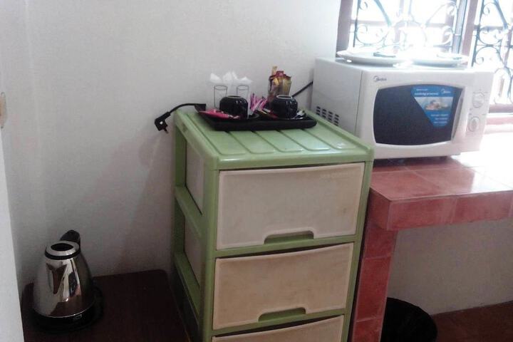 Room 14 of 18