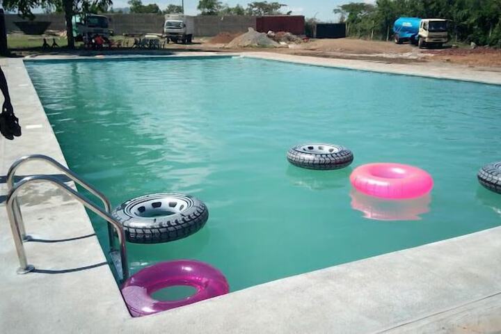 Pool 16 of 30
