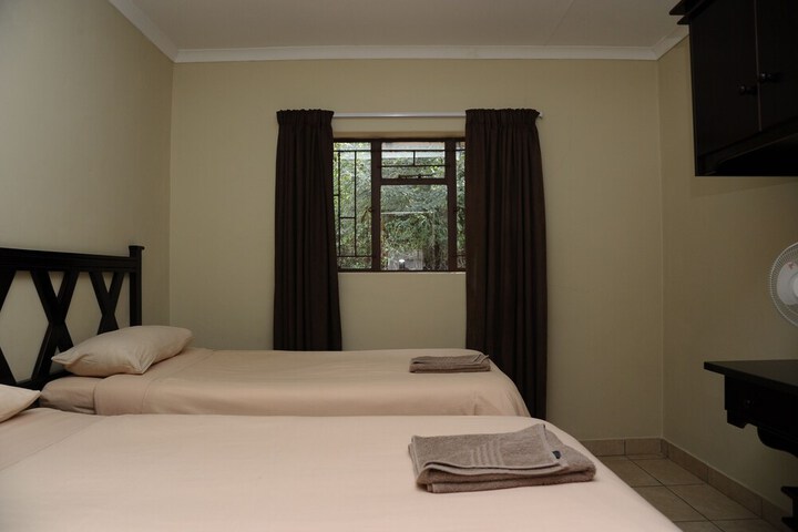 Room 51 of 267