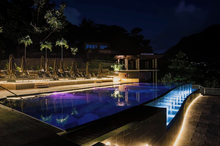 Pool 43 of 58