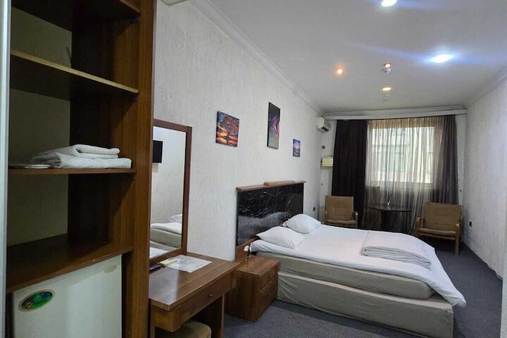 Room 14 of 23
