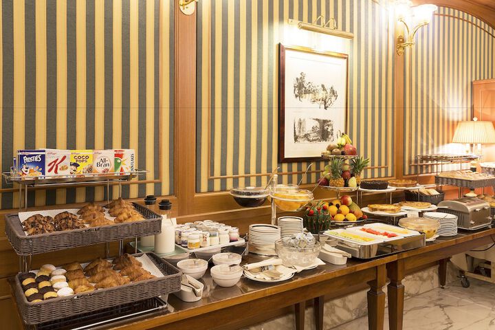 Breakfast/Coffee Service 38 of 55
