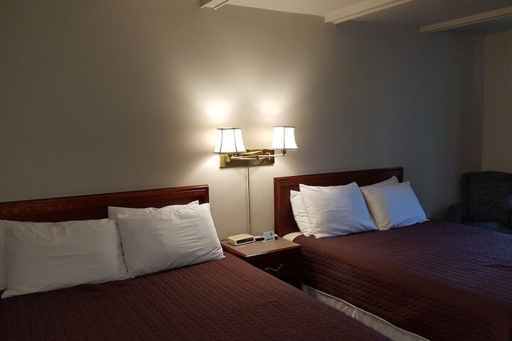 Room 11 of 52
