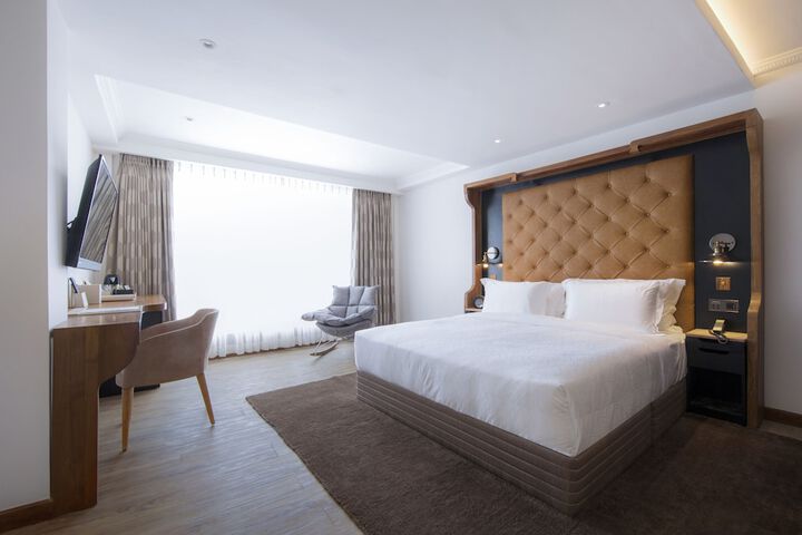 Room 7 of 50