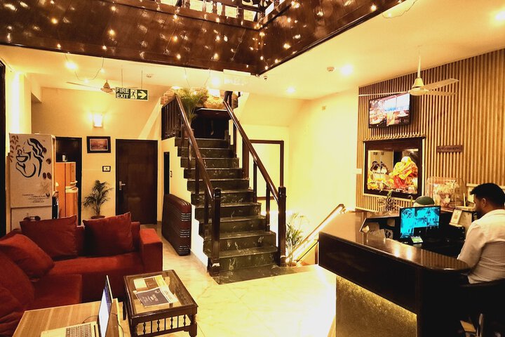 Hotel Interior 4 of 28