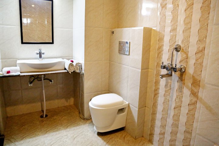 Clean Restrooms
