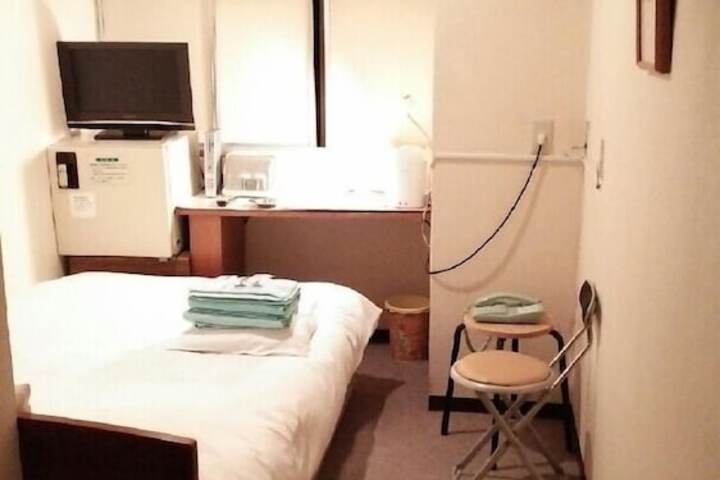 Room 13 of 139