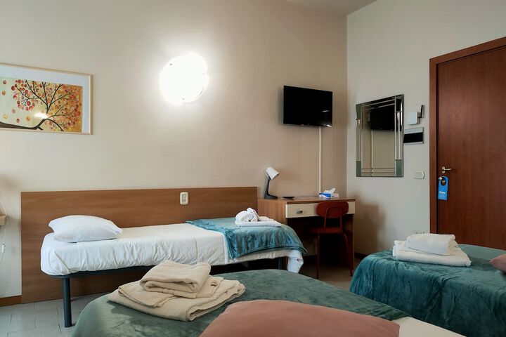 Room 43 of 71